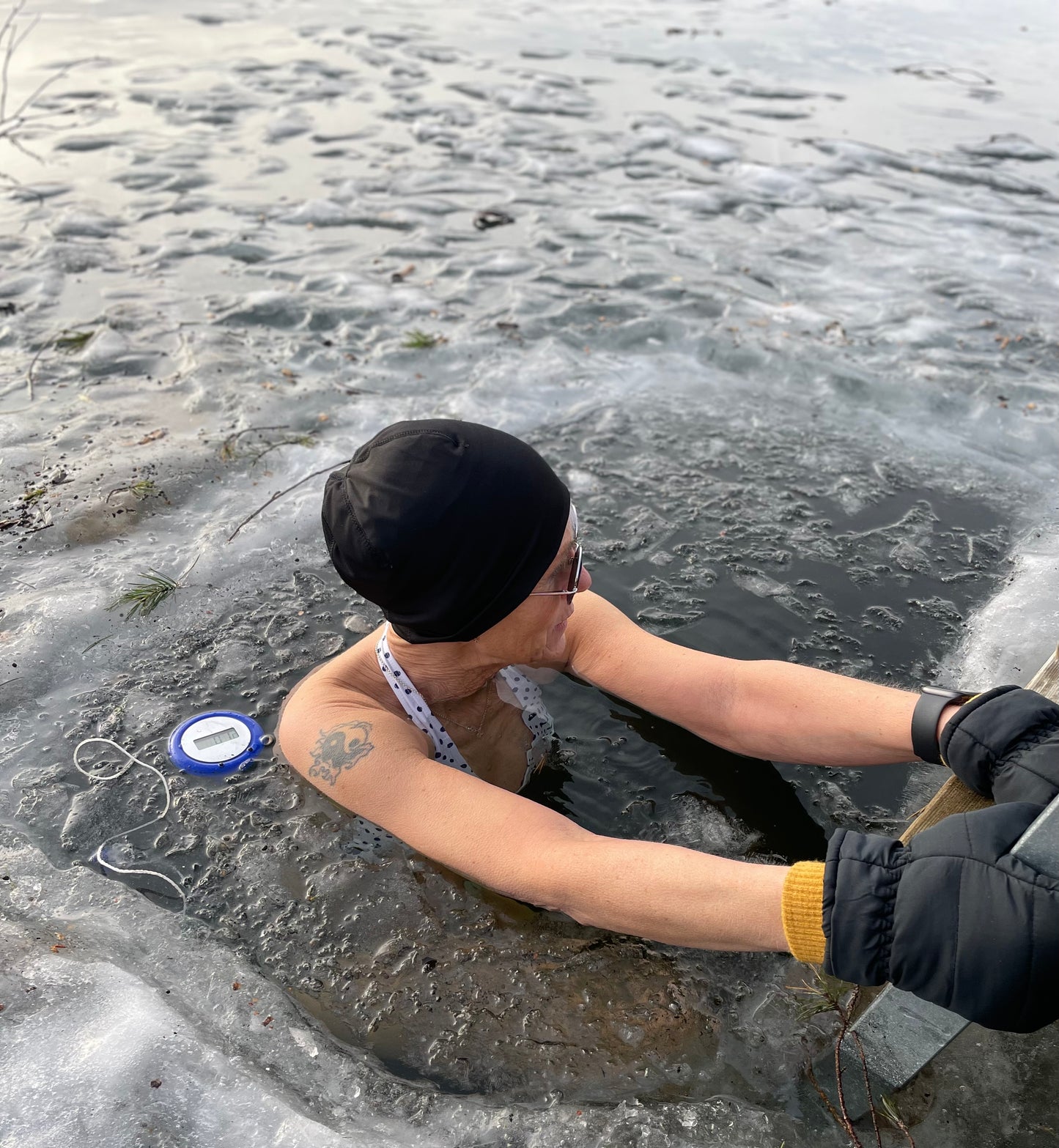 "Lilla Blå" - Digital termometer för vinterbadet från Viking