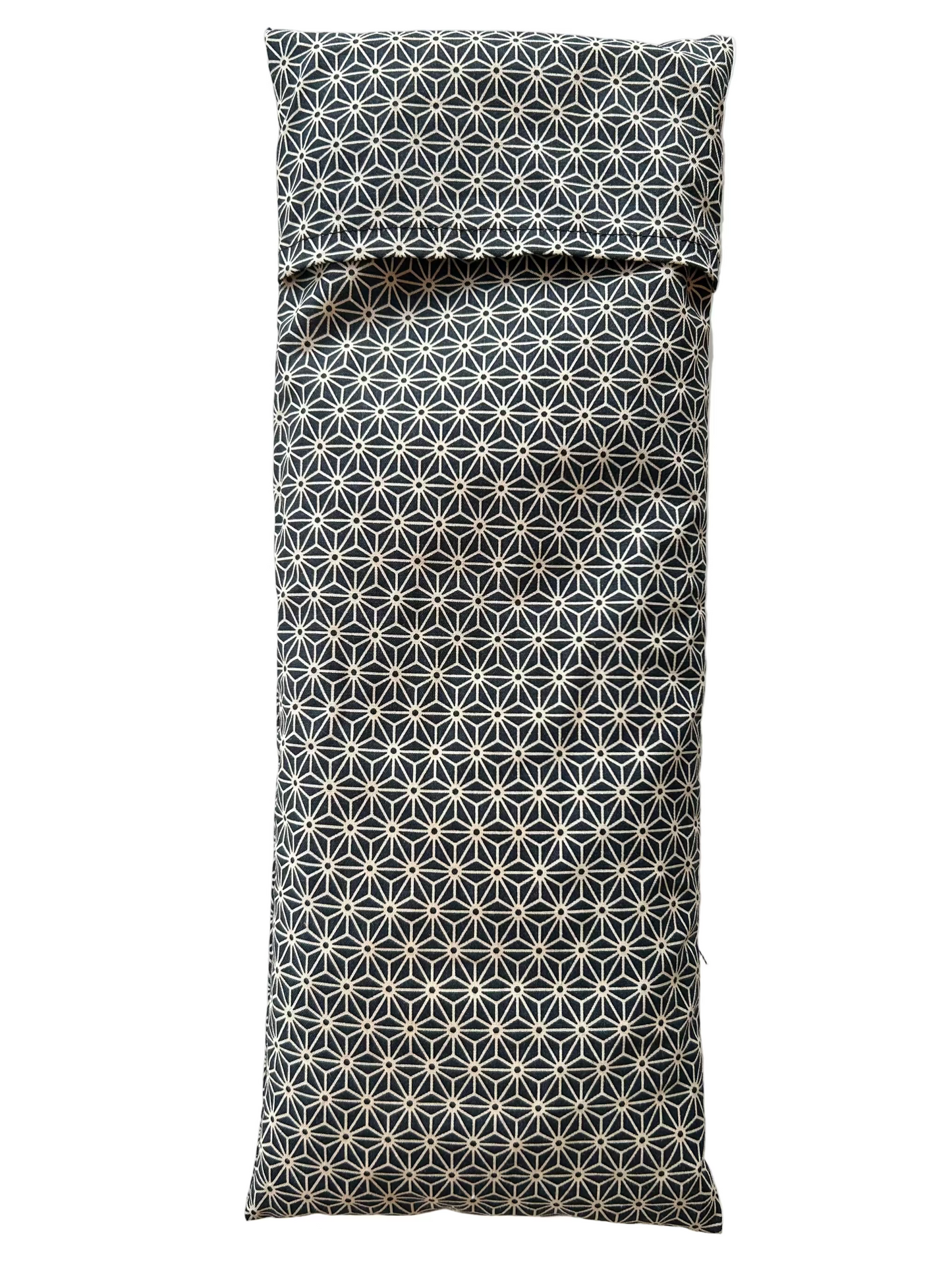 Värmekudde med fyllning av körsbärskärnor