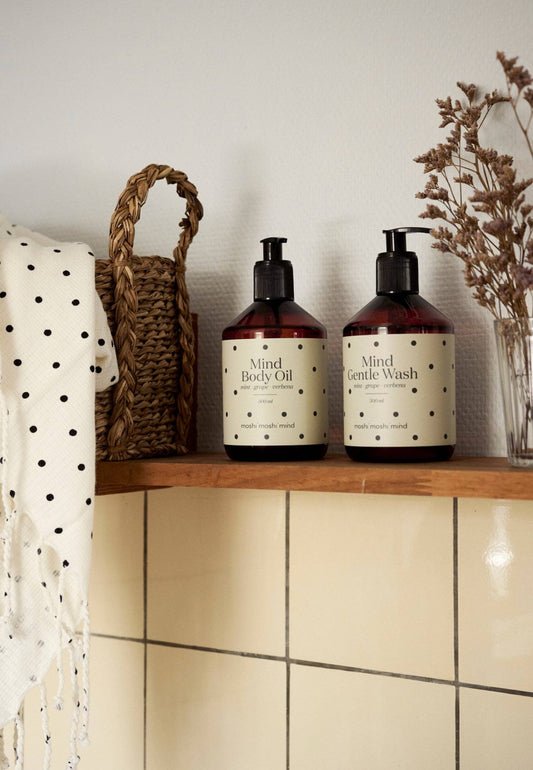 Body Oil med doft av druva, verbena och mynta