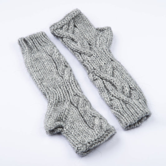 Handledsvärmare stickade i supermjuk ullblandning