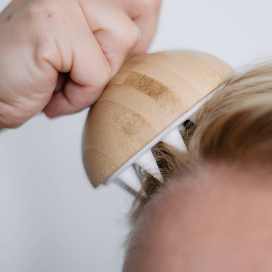 Hårbottenmassage i silikon