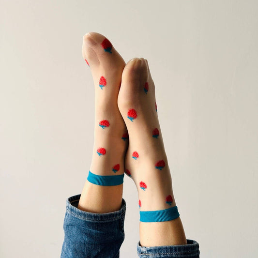Sockette Clémence - Strumpor med jordgubbsmönster